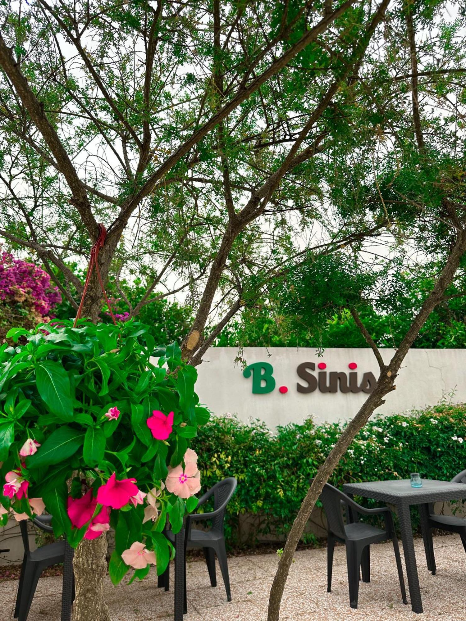 B. Sinis Bed & Breakfast กาบราส ภายนอก รูปภาพ