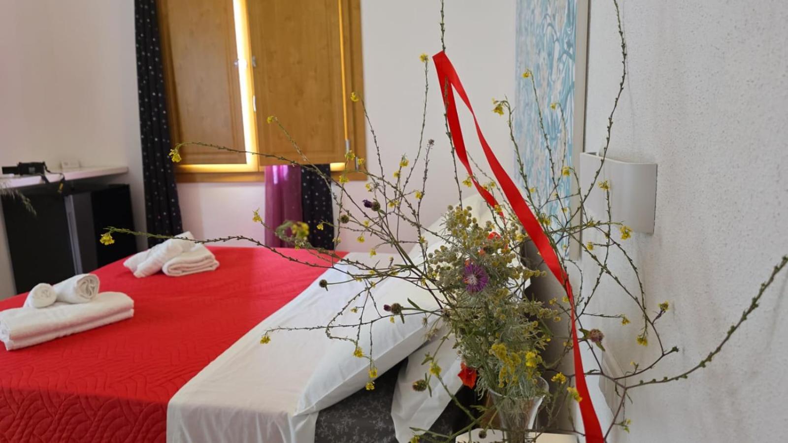 B. Sinis Bed & Breakfast กาบราส ภายนอก รูปภาพ