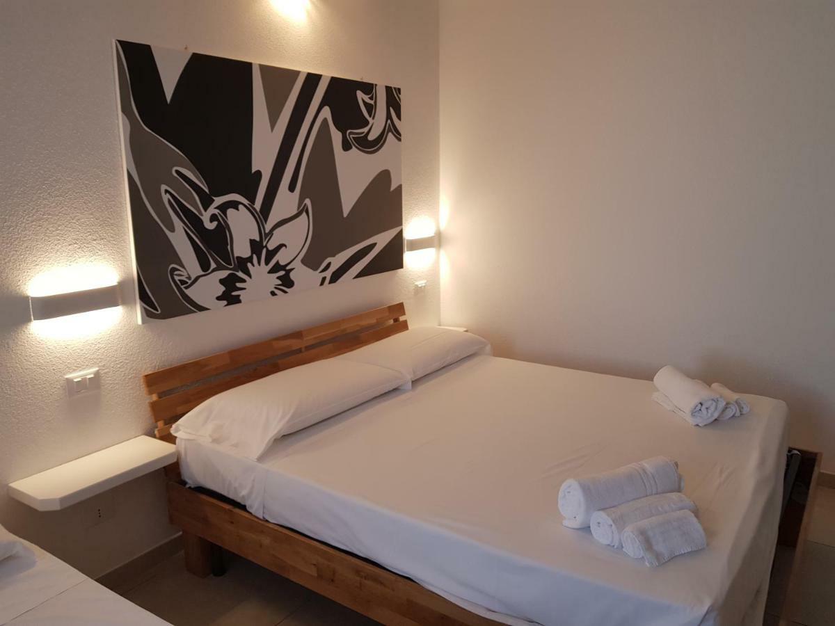 B. Sinis Bed & Breakfast กาบราส ภายนอก รูปภาพ